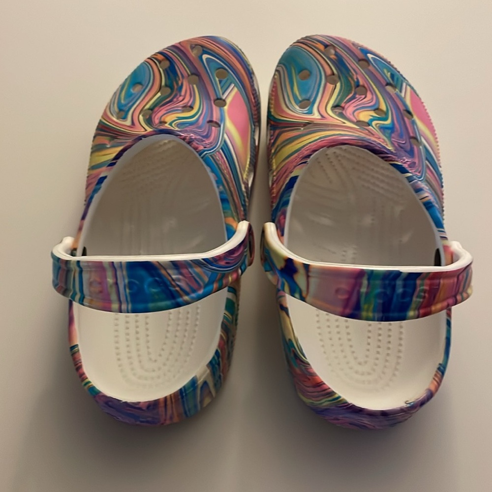 Crocs Multi colored size 7 women, size 5 men - Picture 2 of 4